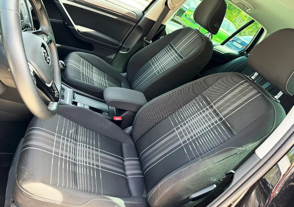 Volkswagen Golf cena 37900 przebieg: 125000, rok produkcji 2015 z Łask małe 742